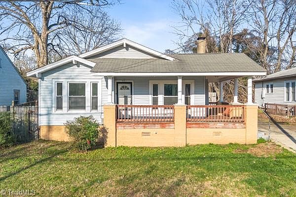 1st image of 501 4th St