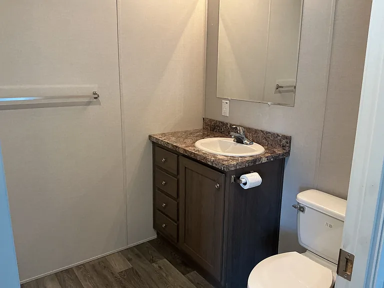 8628 Sandy St #112 — Photo 9