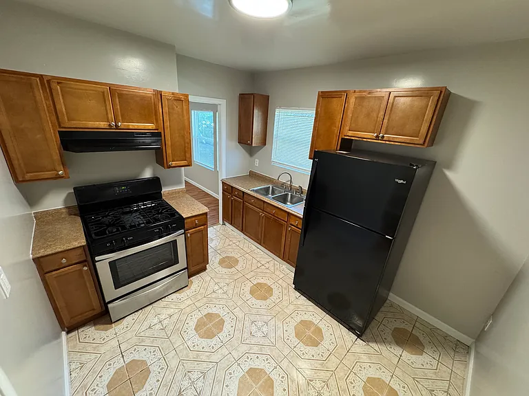5426 Carlton Way #5426 — Photo 6