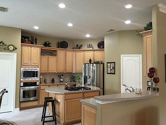 2nd image of 12102 Via Chianti Ct