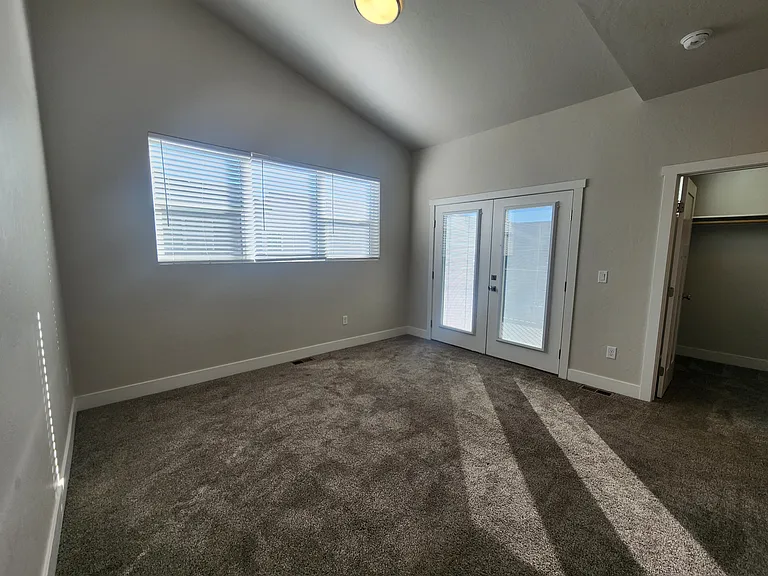 Pomona Park Townhomes — Photo 40