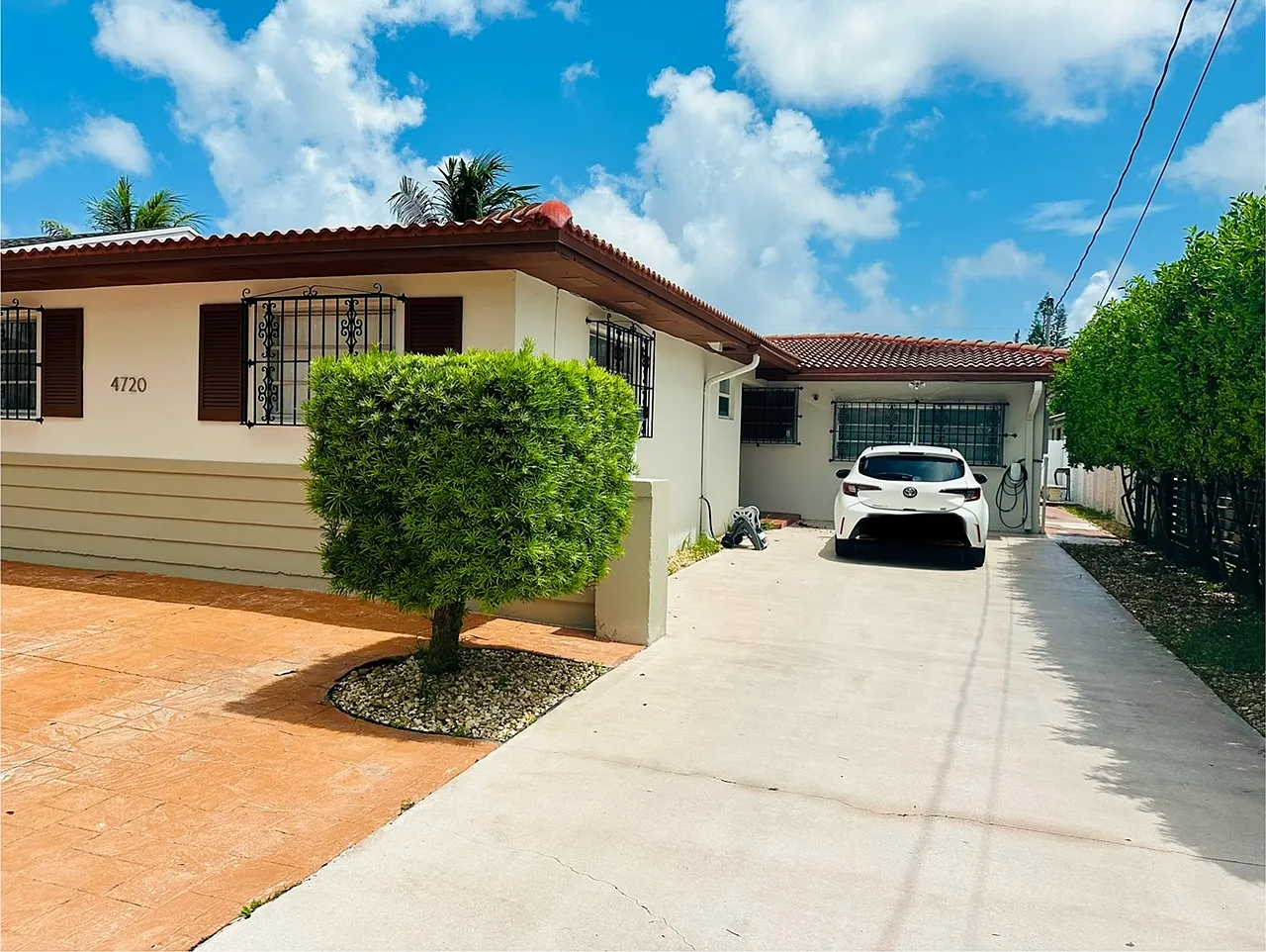 2 bed, 1226 sqft, $4,300 — Photo 2