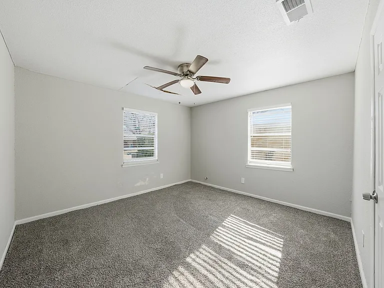 2721 Ash Park Dr — Photo 26