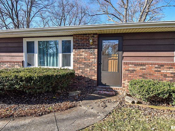 3rd image of 124 Steiner Ave