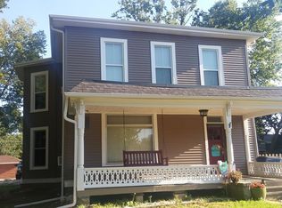 617 W 1st St, Wilber, NE 68465