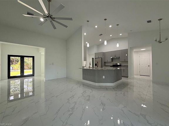 5th image of 1212 Willard AVE