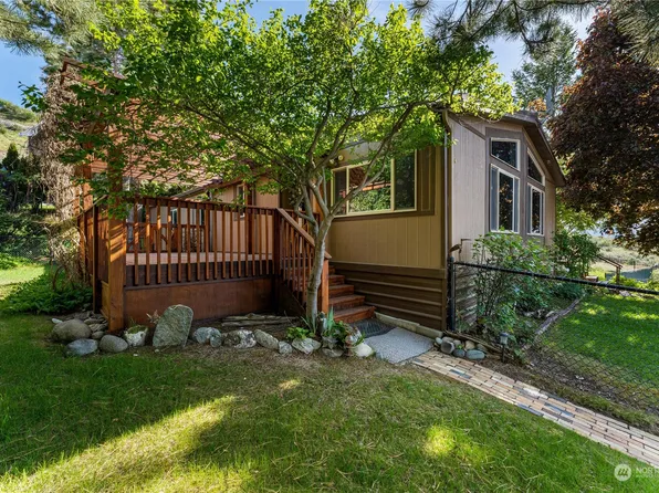 600 W Entiat Drive, Orondo, WA 98843