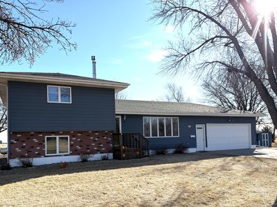 202 S 6th St, Stickney, SD, 57375