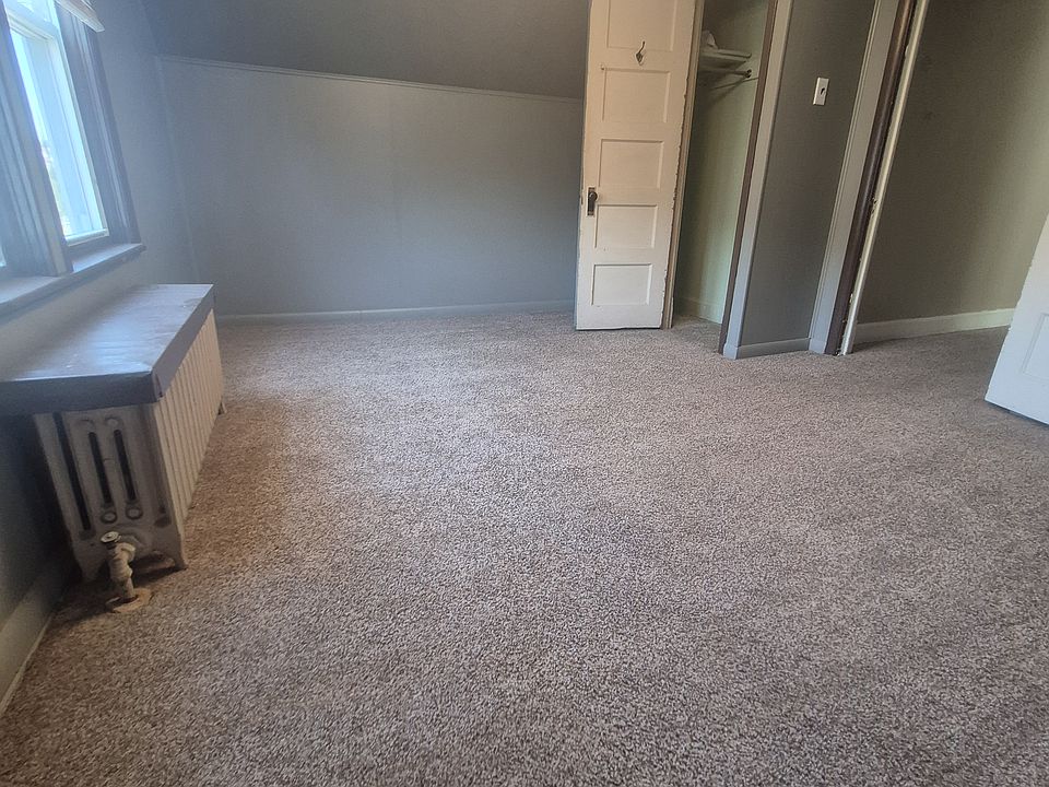 1st image of 14 Jefferson St #2