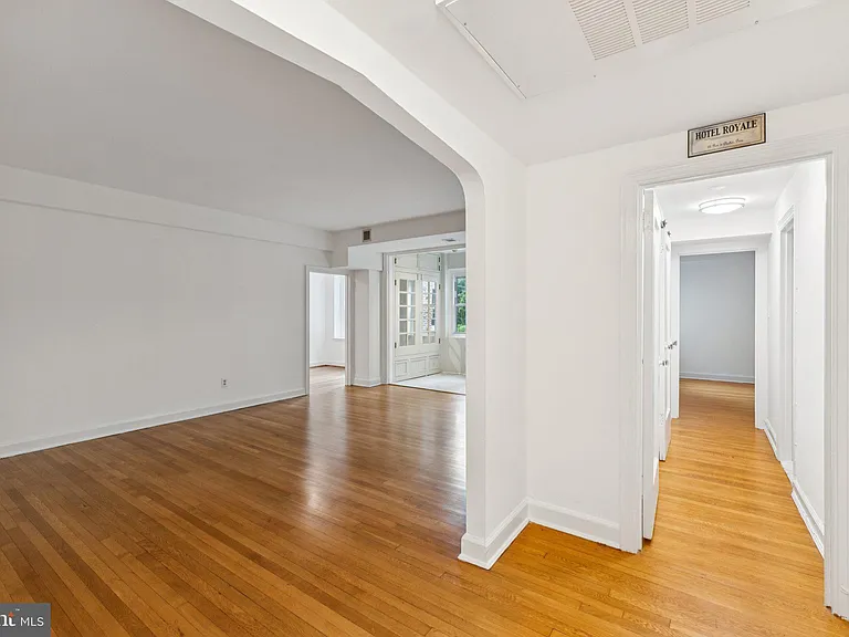 4707 Connecticut Ave NW #211 — Photo 4
