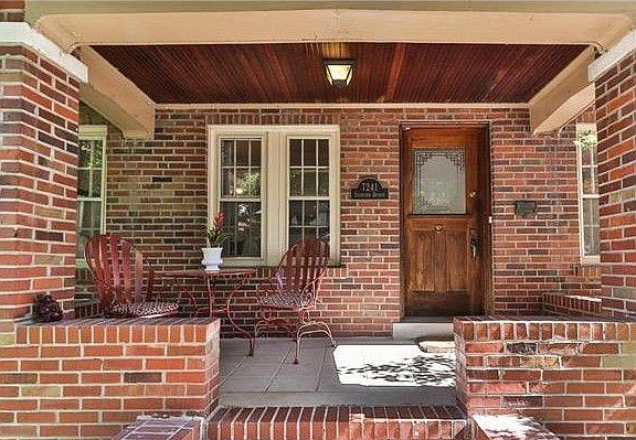 3rd image of 7241 Stanford Ave