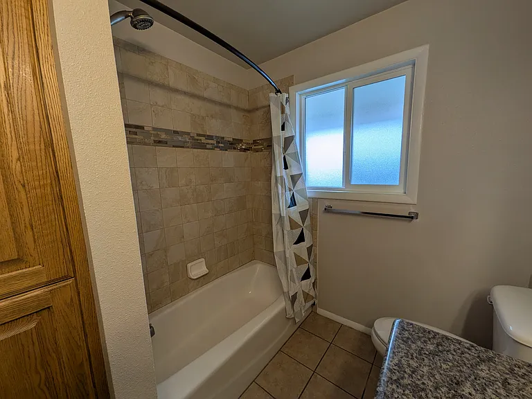 255 S 1 W — Photo 7