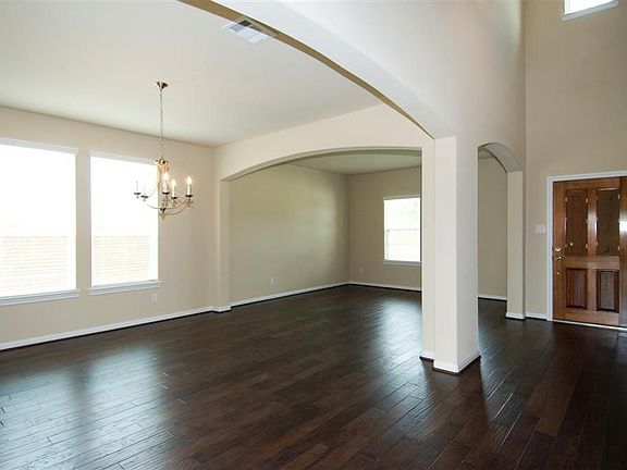 4th image of 2427 Harbor Chase Dr