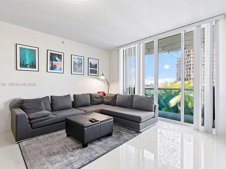 7900 Harbor Island Dr #518 — Photo 6