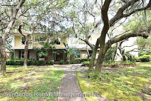 2nd image of 901 Beachview Dr