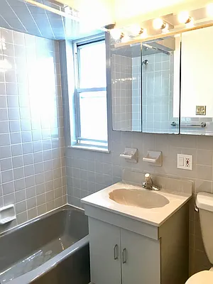 Rented by Daniel Gale Associates Inc of East Norwich | media 15