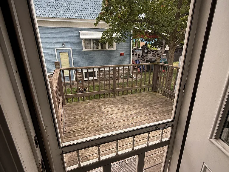 329 Reno St — Photo 12