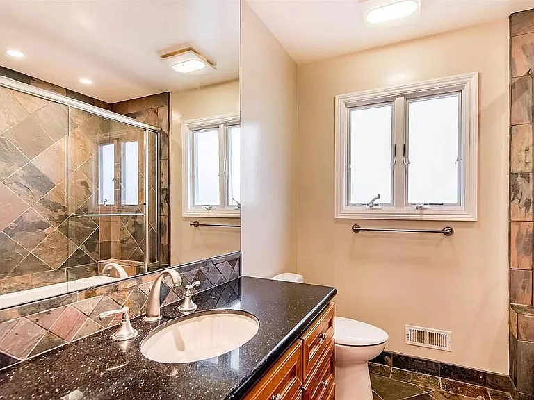 10403 Noel Ave — Photo 17