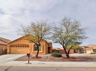 7760 E Treetop Rd, Tucson, AZ 85756