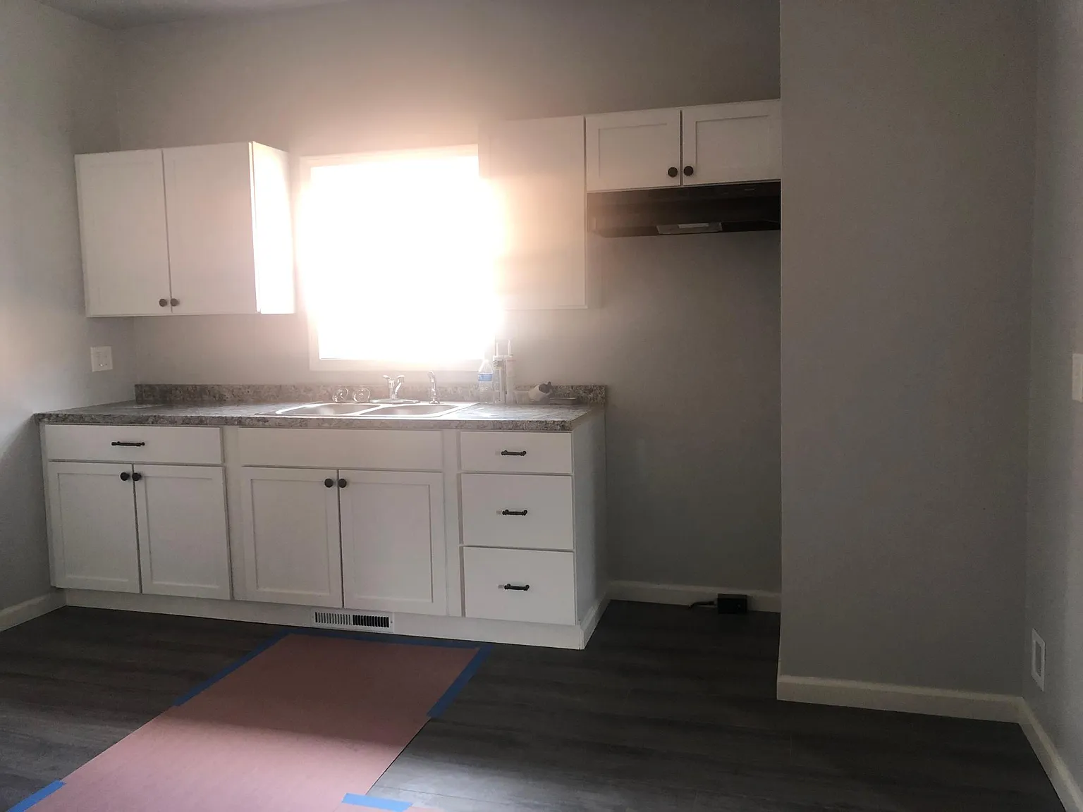 3 bed, 1196 sqft, $1,300 — Photo 4
