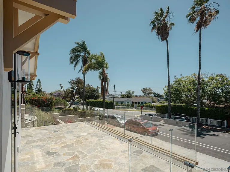 5503 Linda Rosa Ave — Photo 21