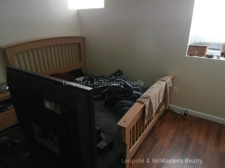19 Braemore Rd — Photo 5