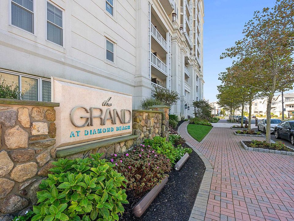 1st image of 9601 Atlantic Ave Unit 109