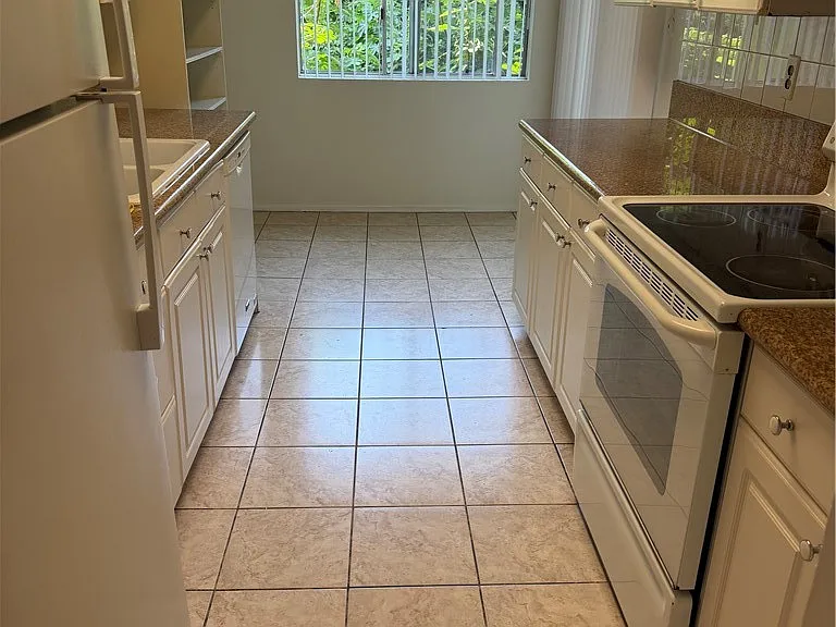 1301 S Atlantic Blvd #233C — Photo 3