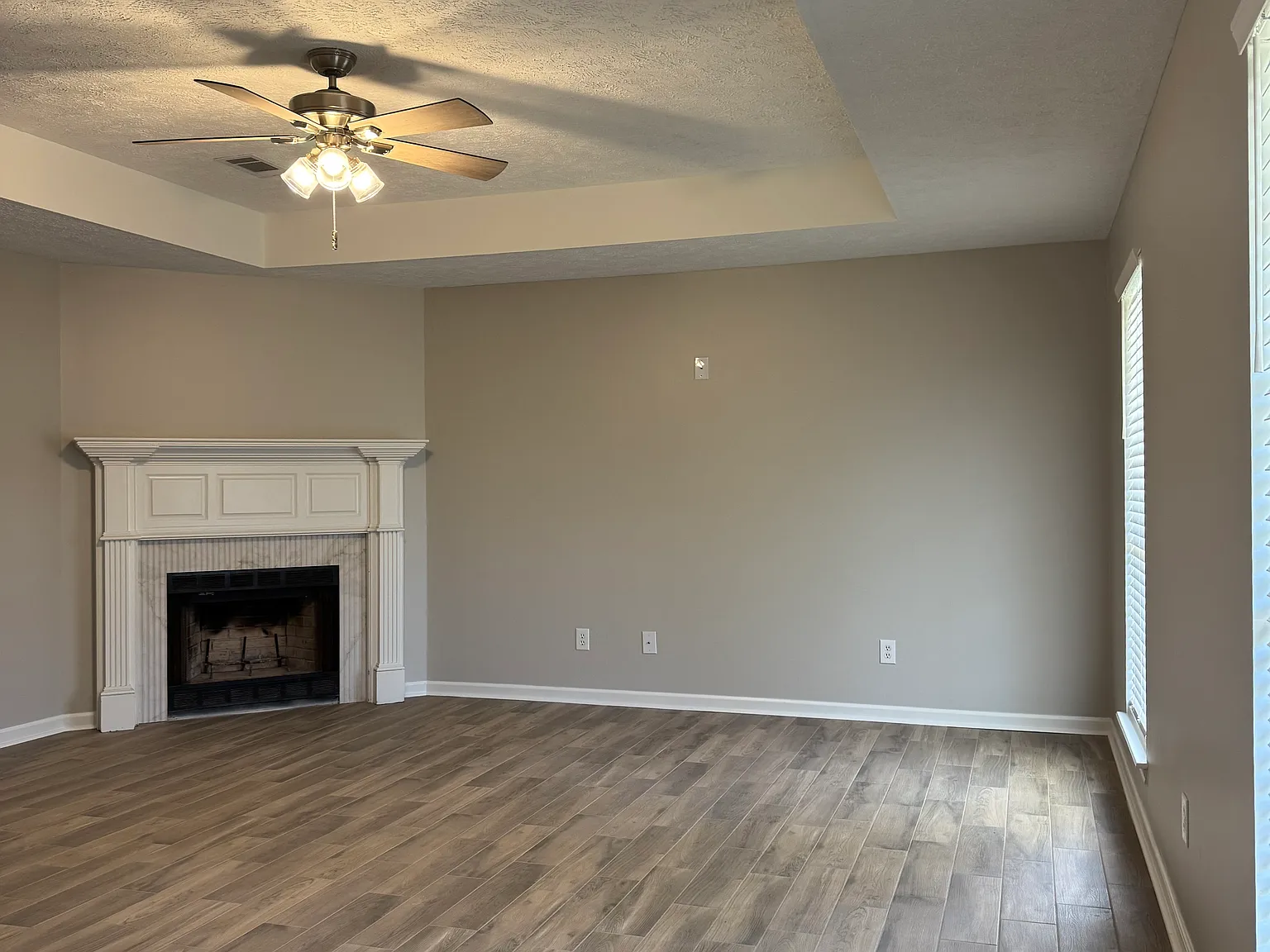 3 bed, 1570 sqft, $1,750 — Photo 2