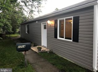 1714 Lansing Rd, Glen Burnie, MD 21060