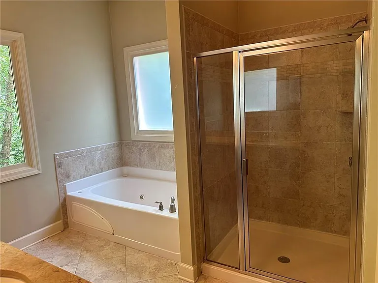 6032 Coldwater Point — Photo 18