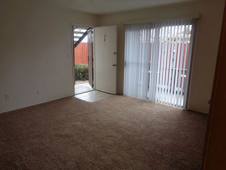 1242 Hornblend St — Photo 2