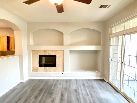 3rd image of 10010 E Gunnison Pl Unit 709