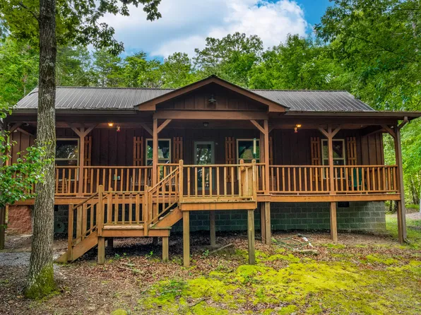 1054 County Road 106, Mentone, AL 35984
