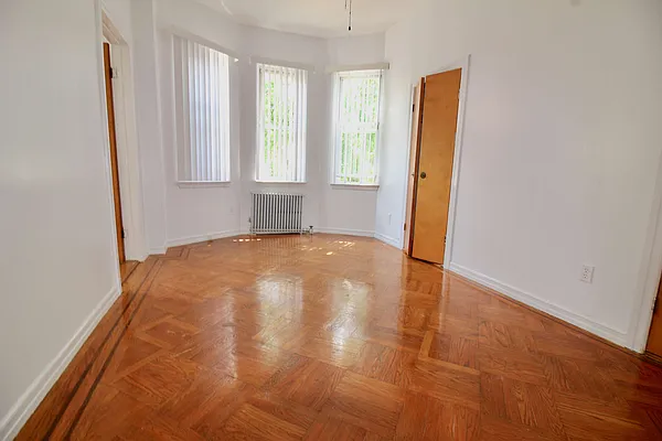 Rented by Realty Nerd | media 3