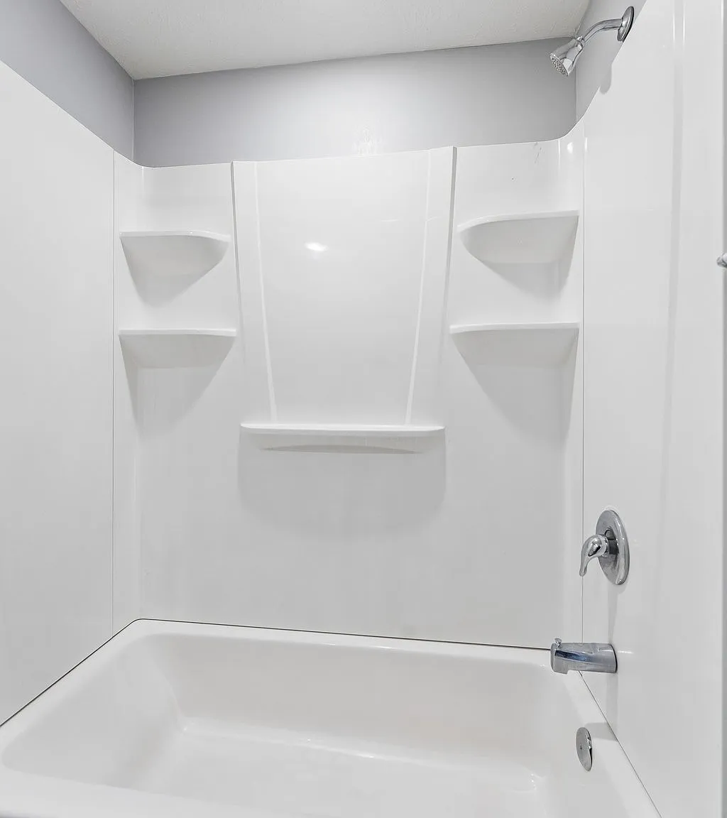 1 bed, $1,095 — Photo 3