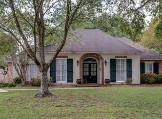 810 Shadow Oak Dr, Baton Rouge, LA 70810