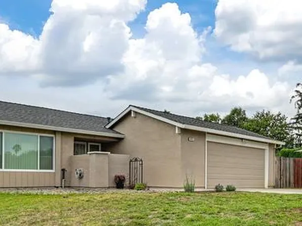 7021 Stanford Oak Dr, Sacramento, CA 95842