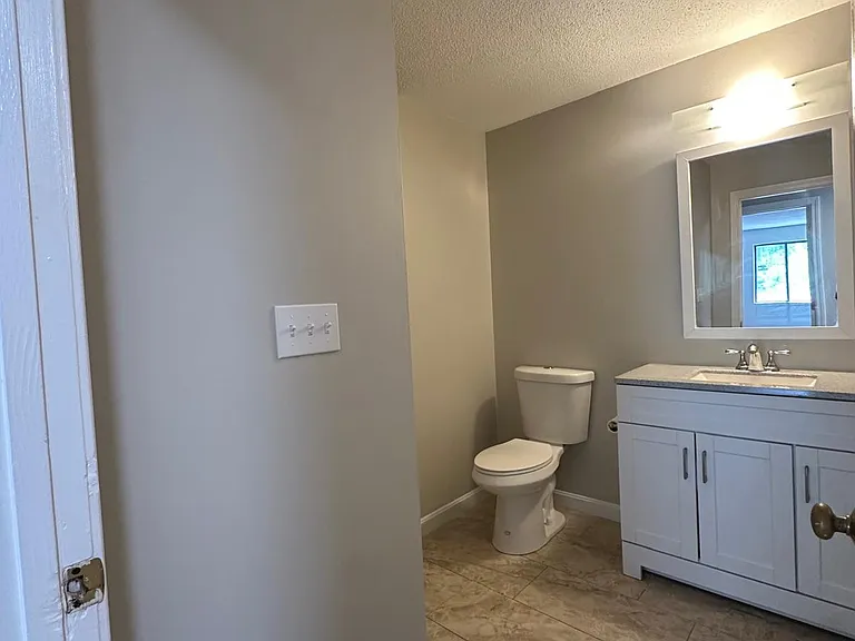 19 Blackstone Dr #1933 — Photo 9
