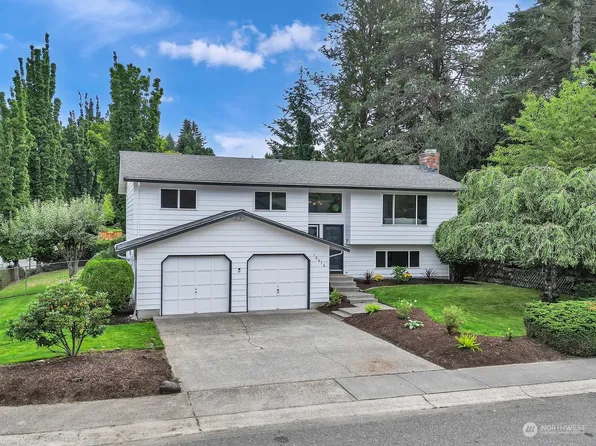 10616 165th Place NE, Redmond, WA 98052