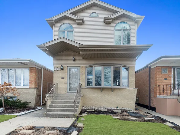 6851 W 63rd Pl, Chicago, IL 60638