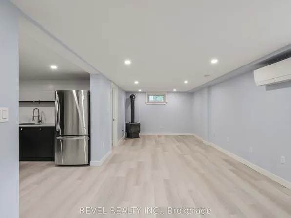 215 Main St W #Basement, Shelburne, ON L9V 2X8