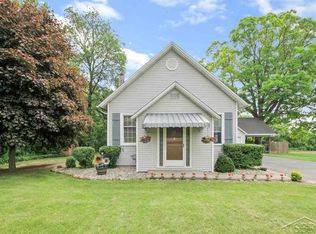 7491 Maple Rd, Frankenmuth, MI 48734