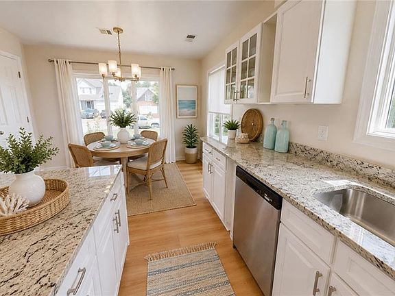 4th image of 1157 Pond Cypress Dr