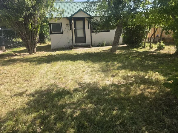1240 Birch St, Elgin, OR 97827