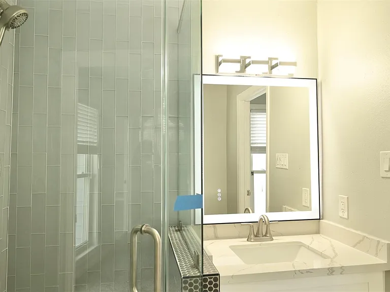 9810 Cliffwood Dr — Photo 34