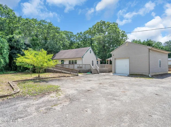 13 Edgar Road, Jackson, NJ 08527
