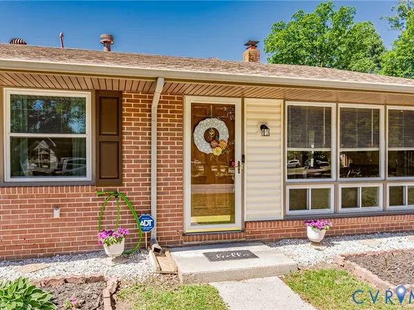 116 Homestead Dr, Colonial Heights, VA 23834