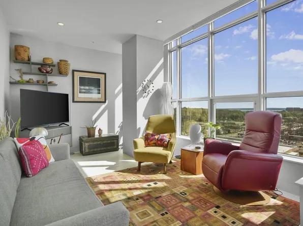 625 North Segoe Road #1004, Madison, WI 53705