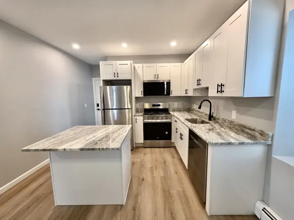 73 Vernon St #3, Providence, RI 02903